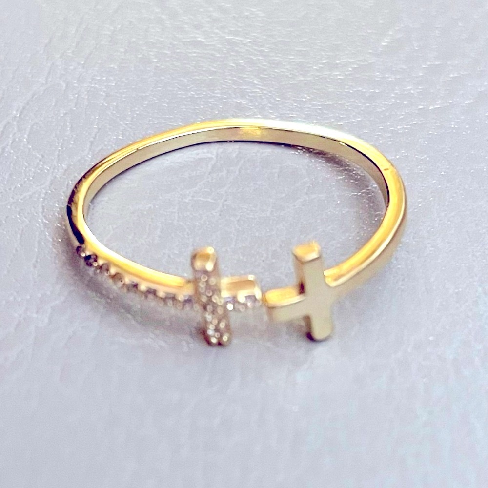 Eye Candy Silver Sterling 925 Gold Plated Minimalist Ring with Zirconia